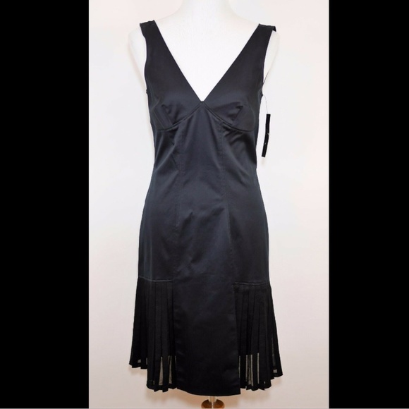 ELIE TAHARI ALPHA Black Sleeveless Sheath Dress